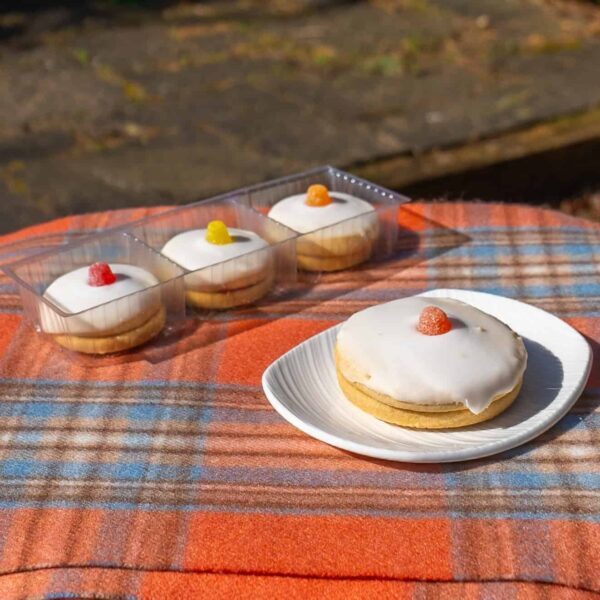 Empire Biscuits - Image 2